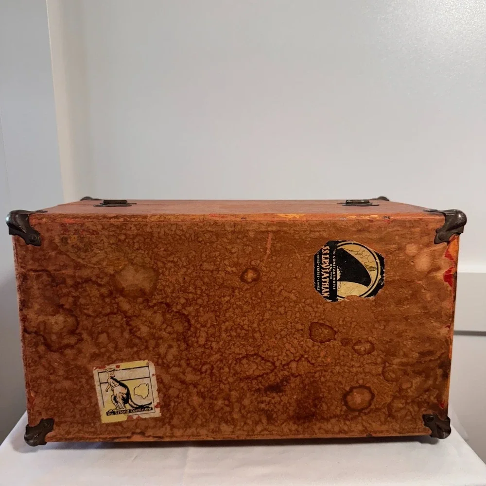 Vintage Cass Toy Box‎ Trunk Wood & Metal Decoupage Steamer Toy Chest